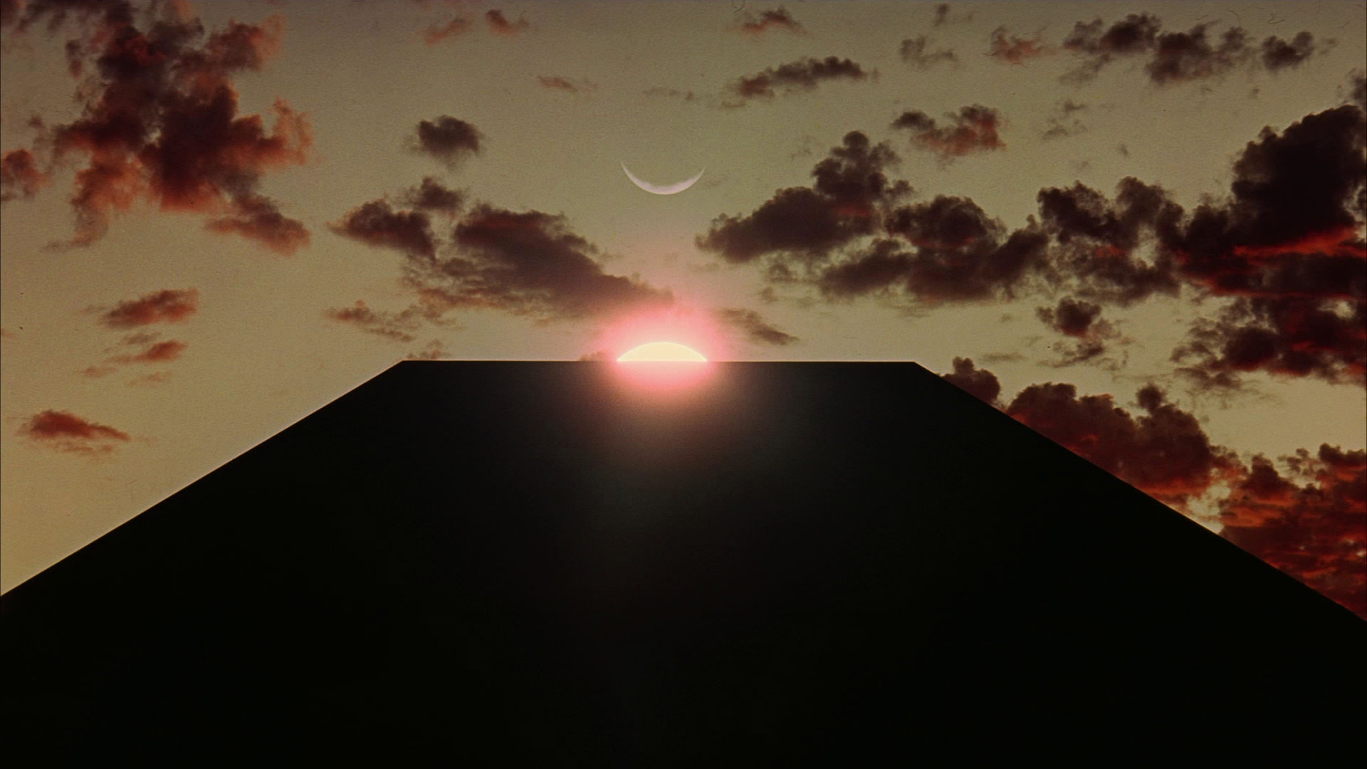 Image of the 2001 Space Odyssey monolith